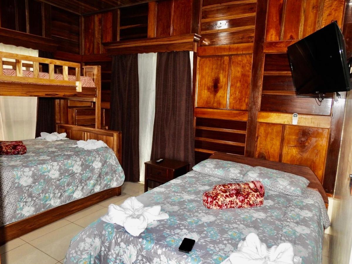 Las Pavitas Cottages La Fortuna Esterno foto