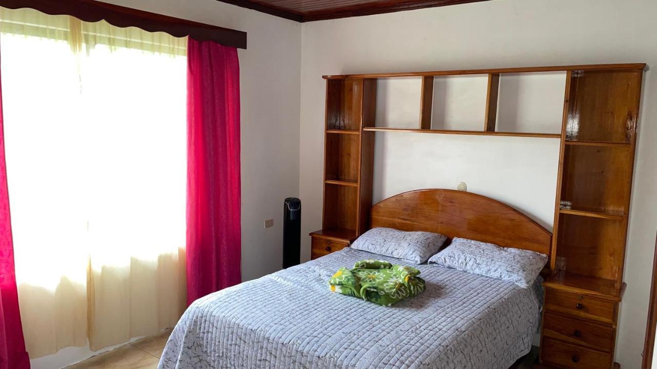 Las Pavitas Cottages La Fortuna Esterno foto