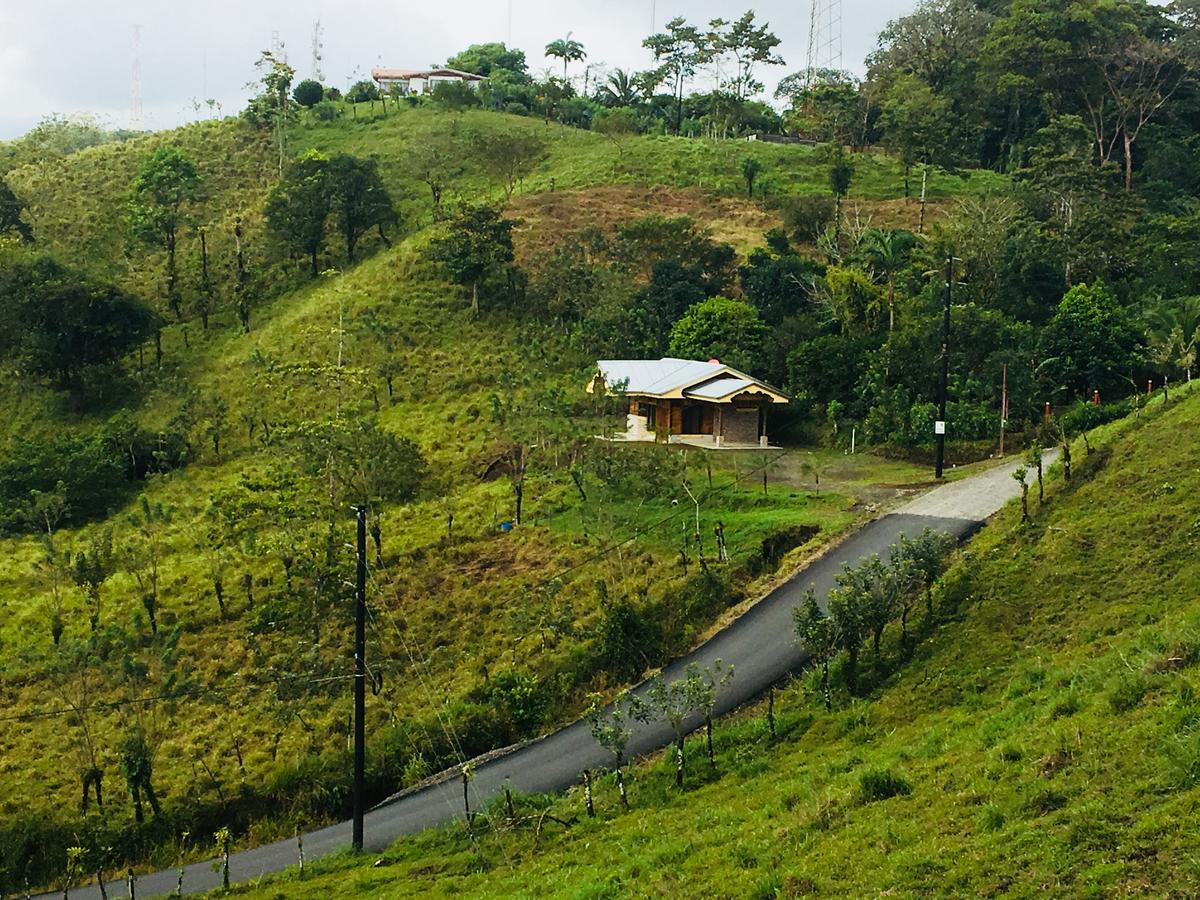 Las Pavitas Cottages La Fortuna Esterno foto
