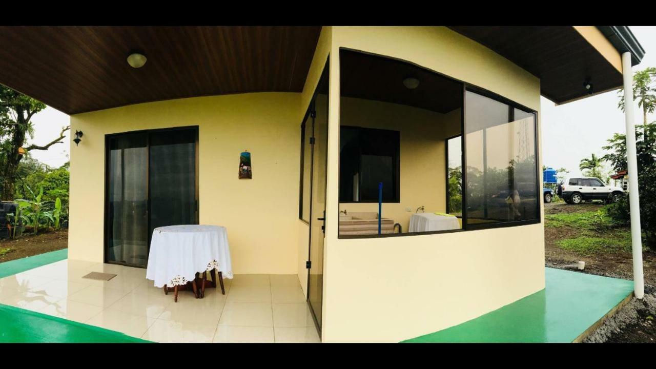 Las Pavitas Cottages La Fortuna Esterno foto